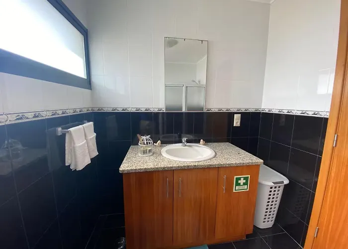 Refugio Do Falcao * Ponta Garca